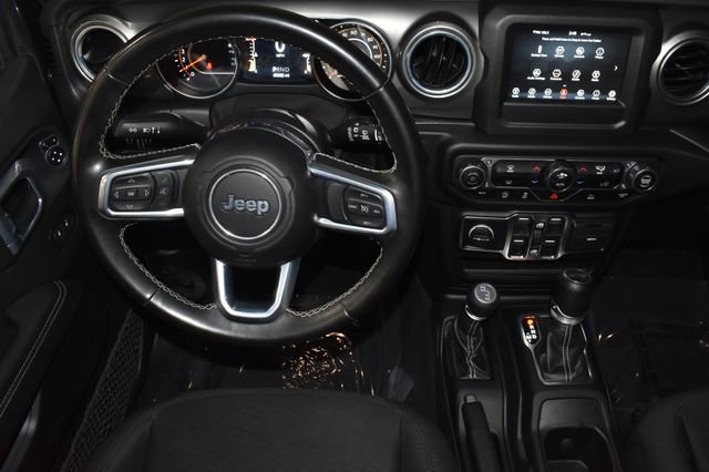 Used 2021 Jeep Wrangler Unlimited Sahara AWD/4WD image 13