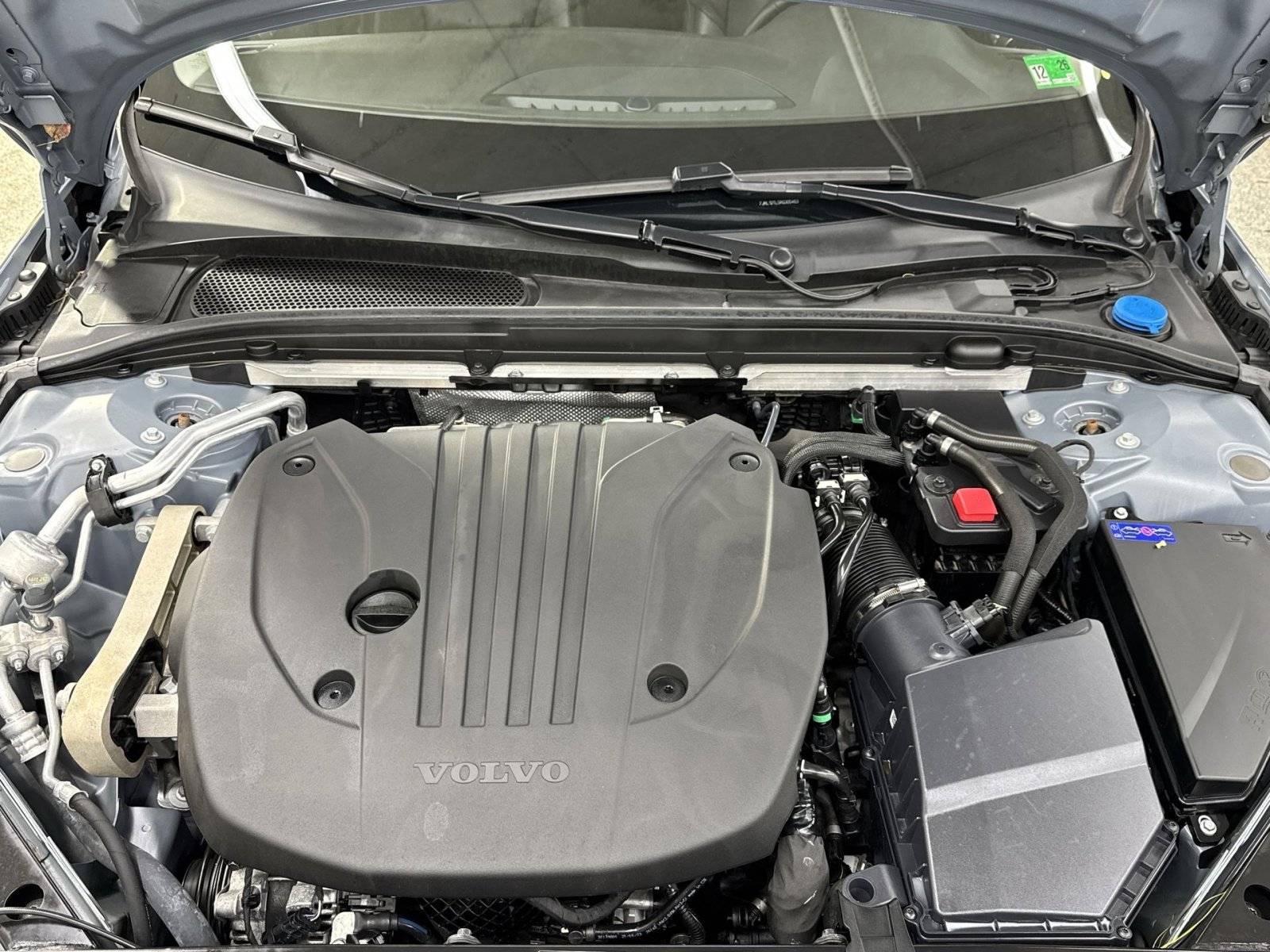 Used 2024 Volvo S60 B5 Plus image 33