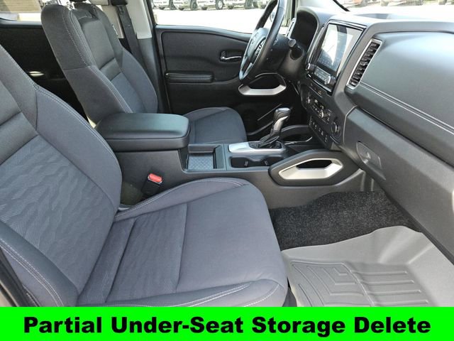 Used 2024 Nissan Frontier SV w/ SV Convenience Package image 28