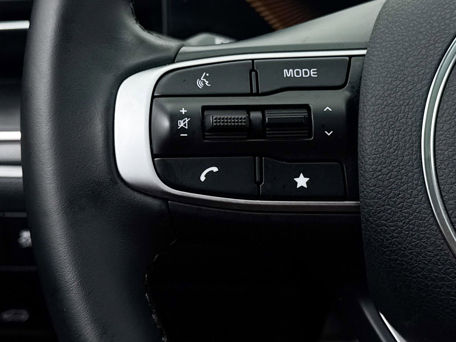 Used 2025 Kia K5 GT-Line w/ GT-Line Premium Package image 37