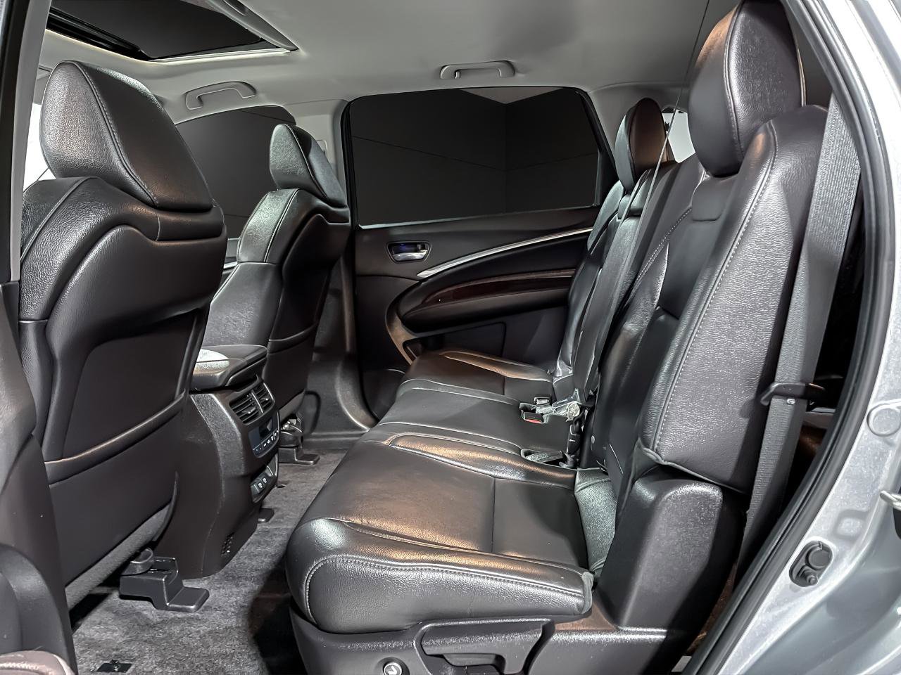 Used 2018 Acura MDX SH-AWD image 14