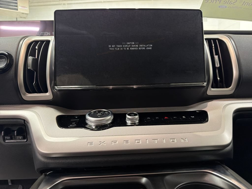 New 2027 Ford Expedition Active RWD image 19