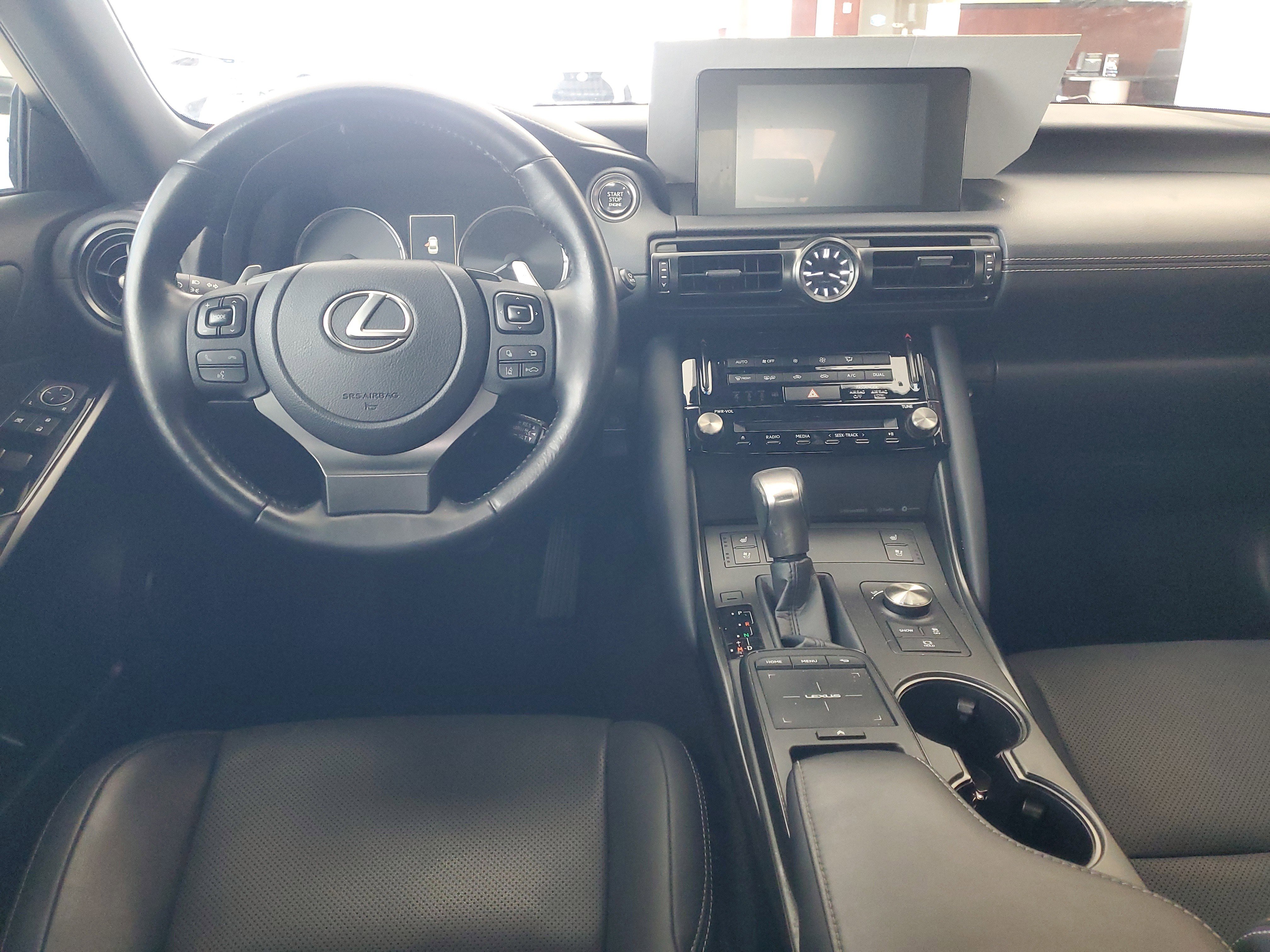 Used 2024 Lexus IS 300 w/ Comfort Package RWD image 12