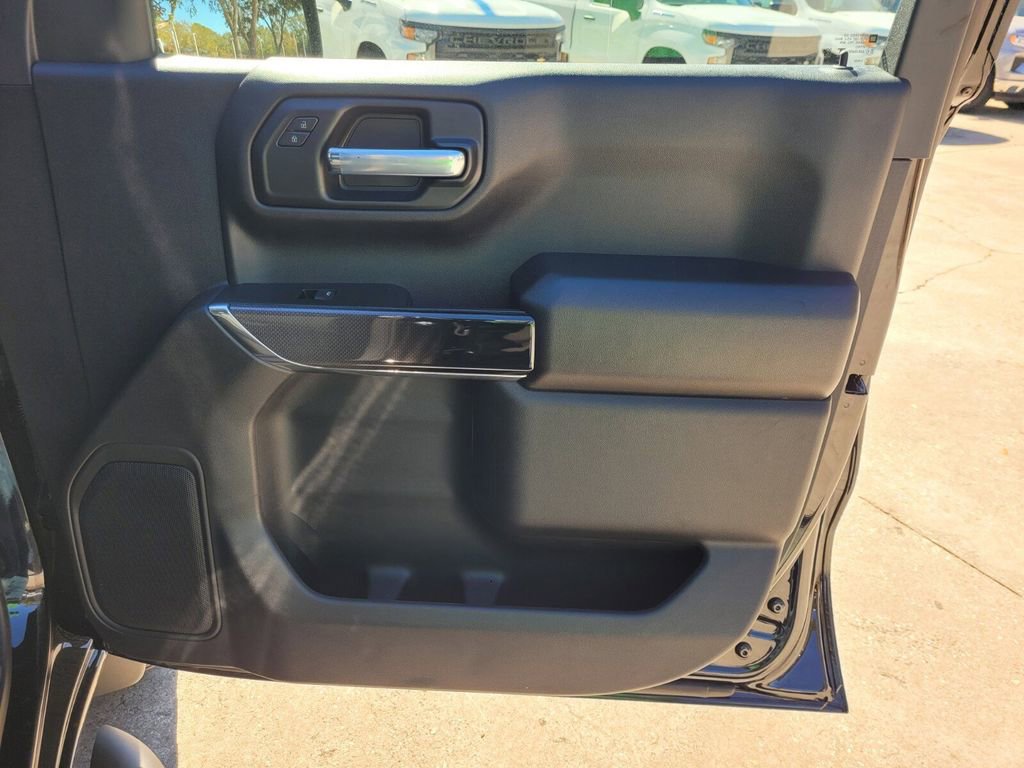 New 2026 Chevrolet Silverado 1500 Custom Trail Boss w/ Midnight Edition image 16