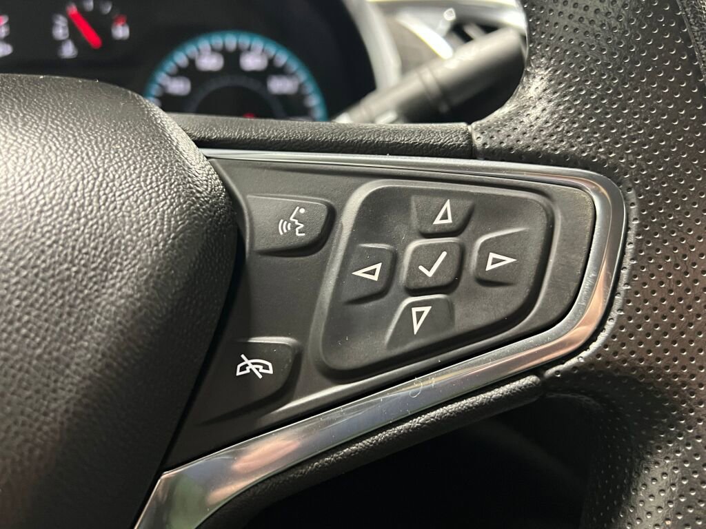 Used 2020 Chevrolet Malibu LT image 9