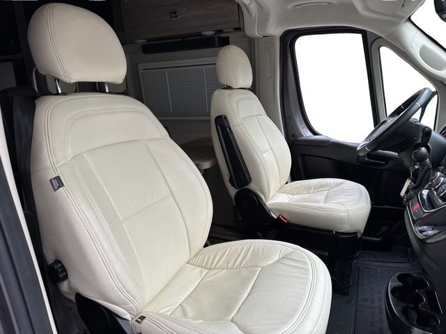 Used 2021 RAM ProMaster 3500 w/ Premium Appearance Group FWD image 11