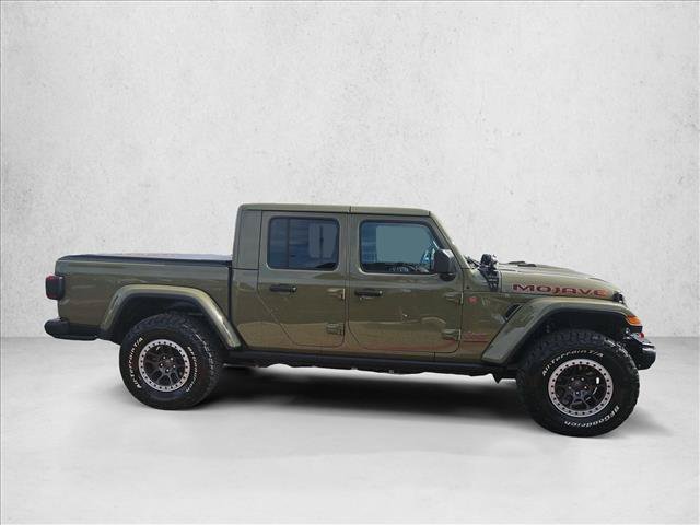 Used 2025 Jeep Gladiator Mojave AWD/4WD image 5