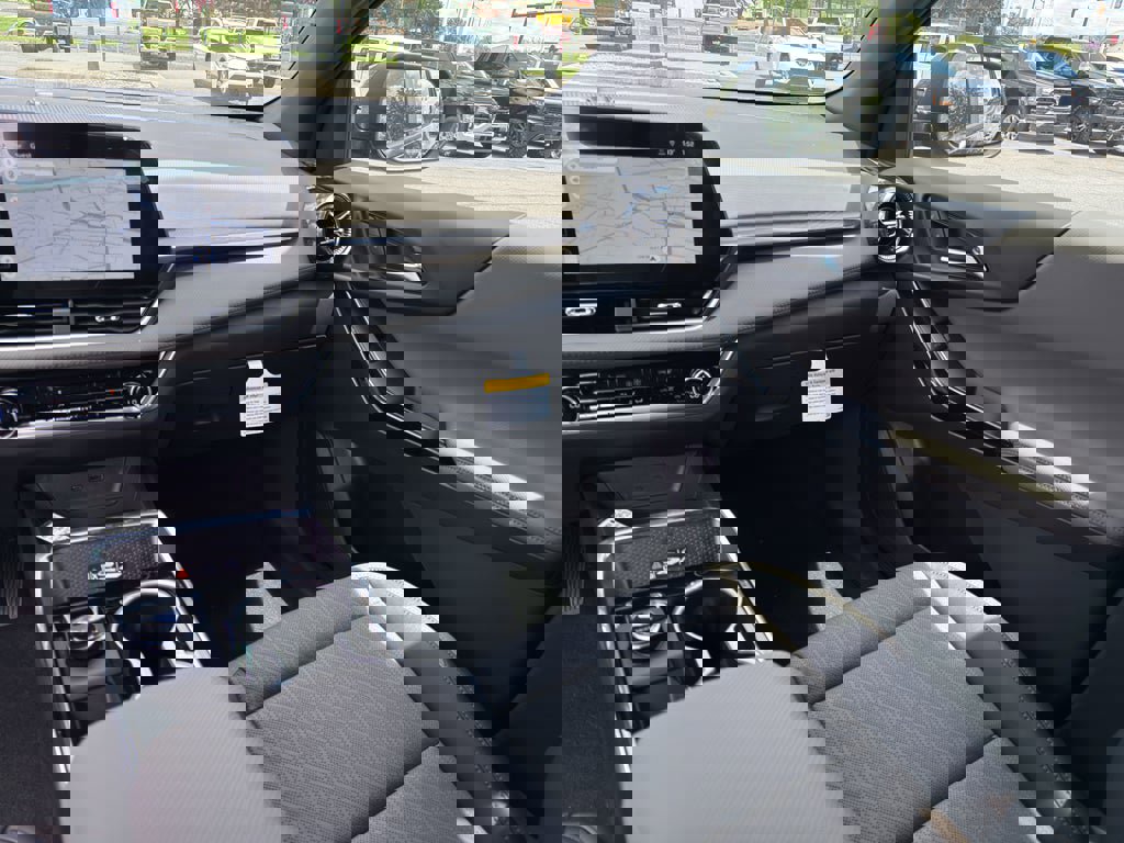 New 2026 Chevrolet Equinox LT w/ Convenience Package II image 25