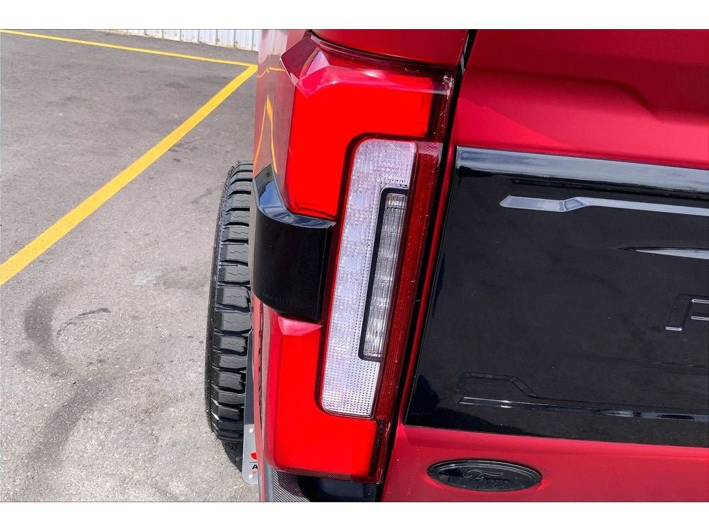 Used 2024 Ford F250 Platinum AWD/4WD image 30
