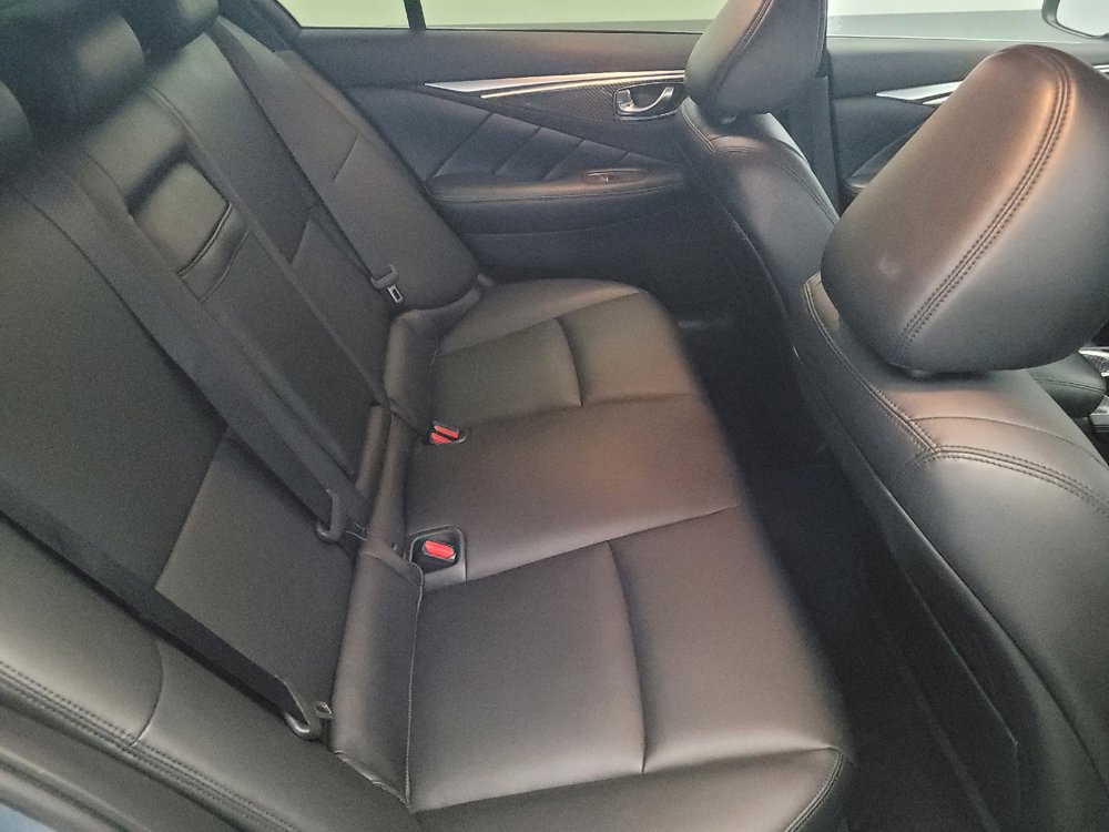 Used 2020 INFINITI Q50 Luxe w/ Essential Package (3.0T Luxe) image 19