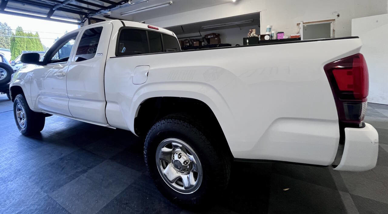 Used 2019 Toyota Tacoma SR image 6