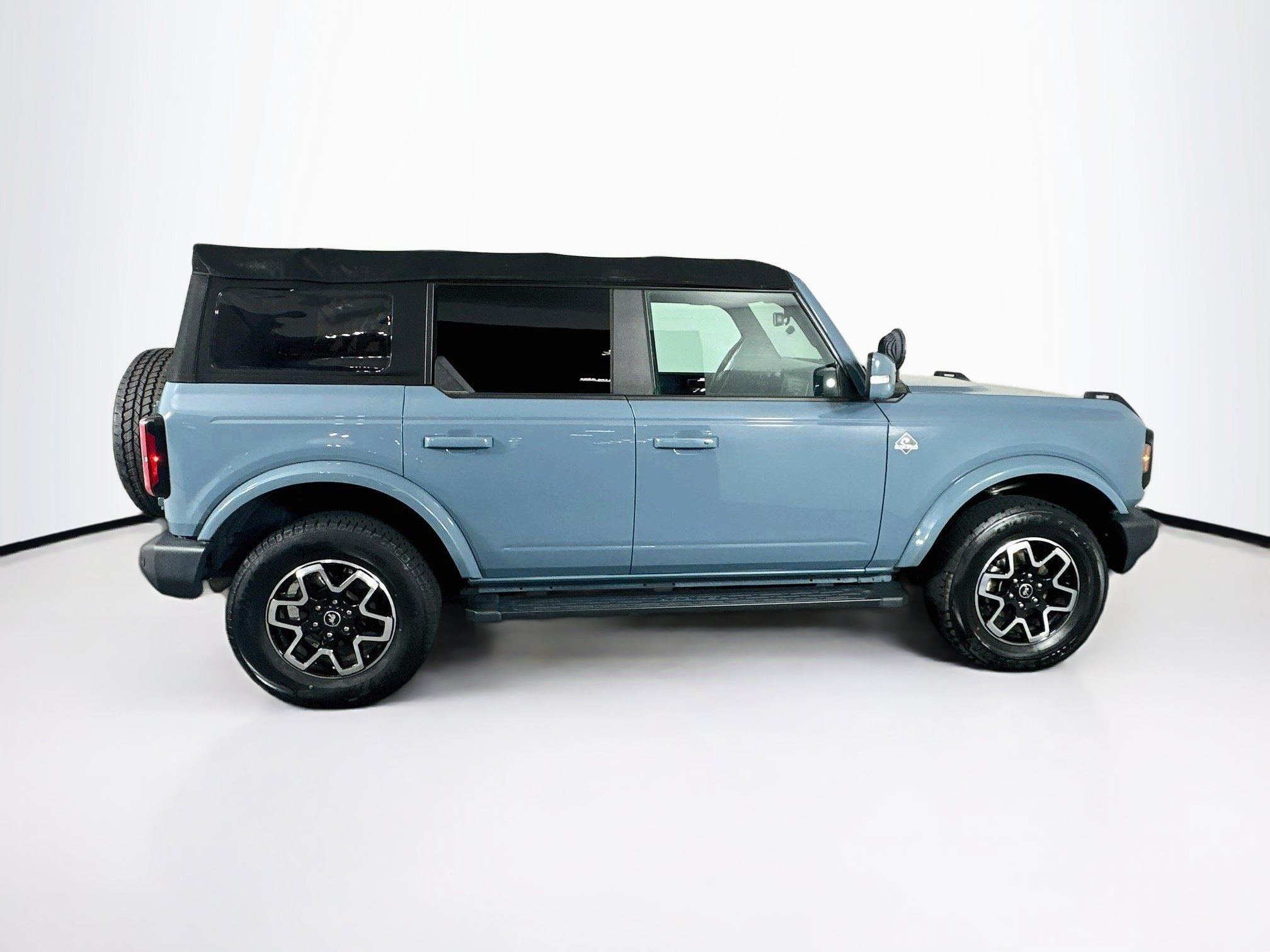 Used 2022 Ford Bronco Outer Banks AWD/4WD image 10