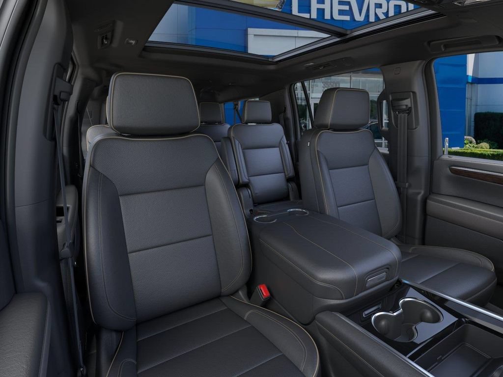 New 2026 Chevrolet Suburban Premier w/ Sun And Tow Package AWD/4WD image 16