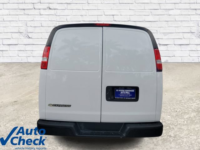 Used 2023 Chevrolet Express 2500 Extended w/ Driver Convenience Package RWD image 3