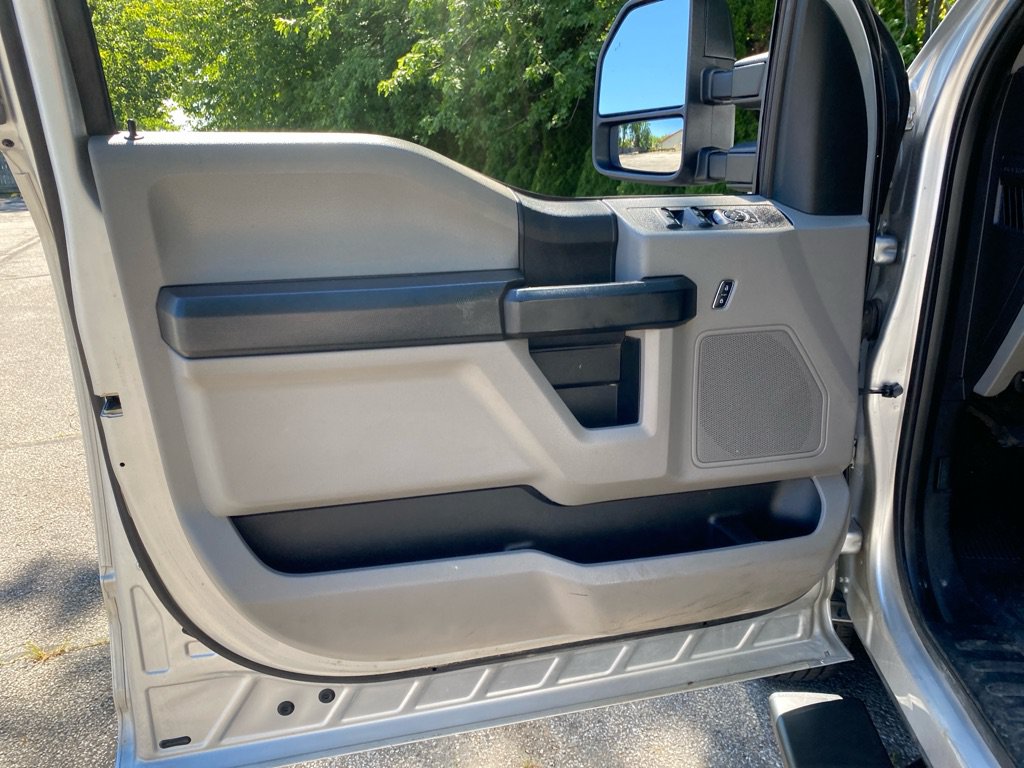 Used 2018 Ford F250 XL w/ Power Equipment Group AWD/4WD image 10