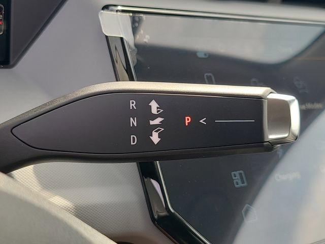 New 2027 Chevrolet Bolt LT FWD image 28