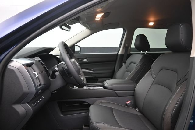Used 2026 Nissan Pathfinder SL FWD image 10
