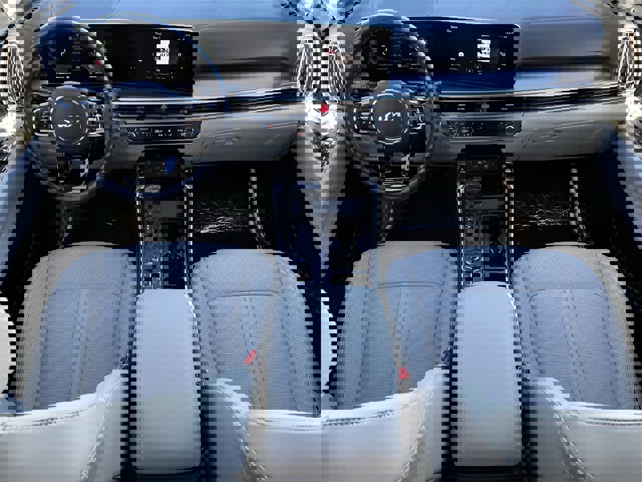 Used 2024 Kia Sorento S w/ Panoramic Sunroof Package image 9