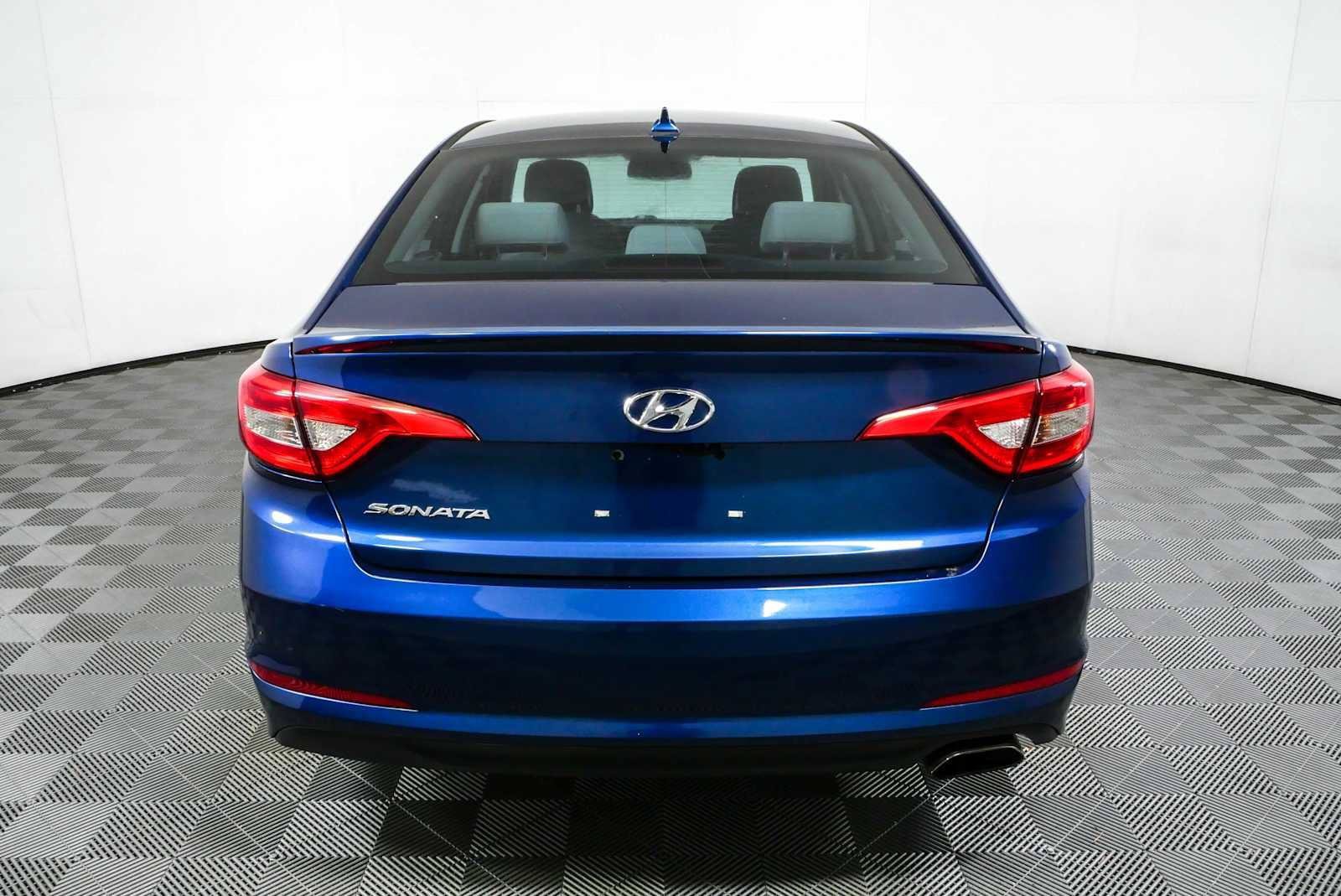 Used 2017 Hyundai Sonata SE FWD image 25