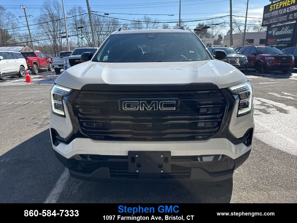 New 2026 GMC Terrain Elevation w/ Elevation Premium Package AWD/4WD image 2