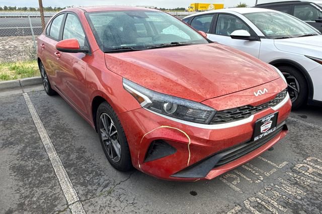 Certified 2022 Kia Forte LXS FWD image 2