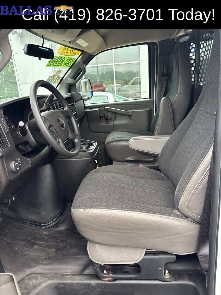 Used 2025 GMC Savana 2500 w/ Driver Convenience Package RWD image 16