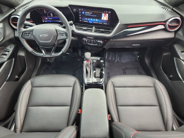 Used 2025 Chevrolet Trax RS w/ Driver Confidence Package FWD image 26