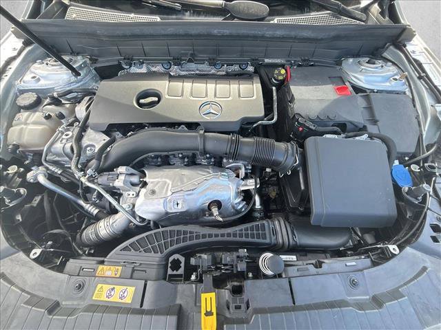 Used 2022 Mercedes-Benz GLB 250 4MATIC image 22