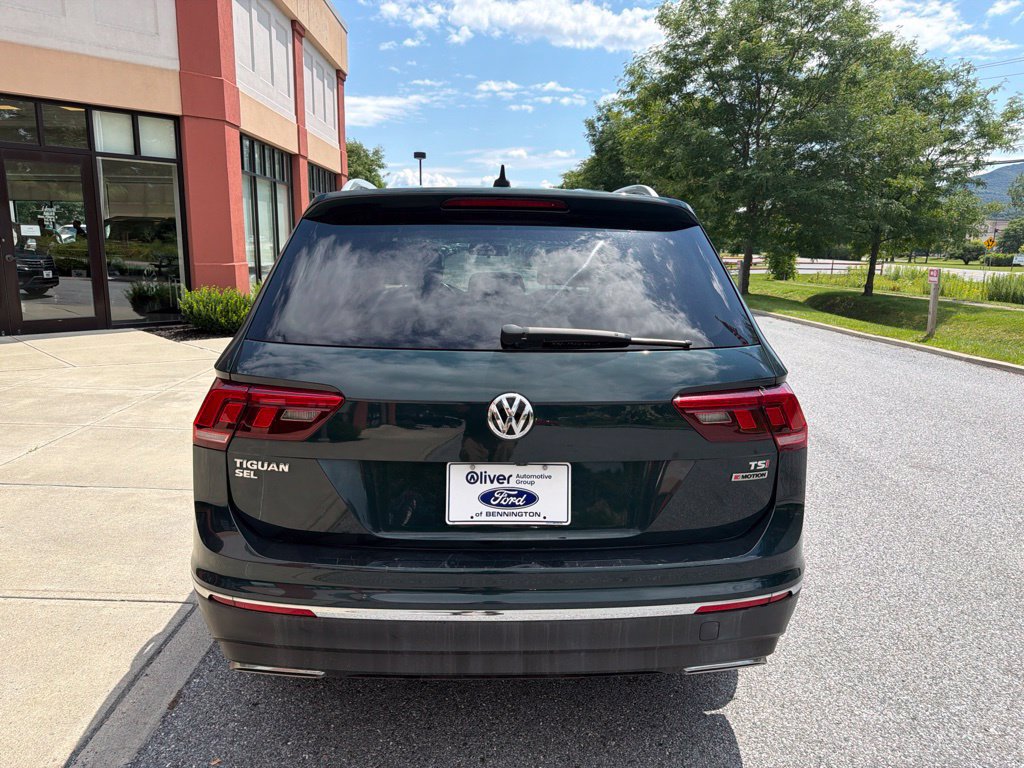 Used 2018 Volkswagen Tiguan SEL AWD/4WD image 6