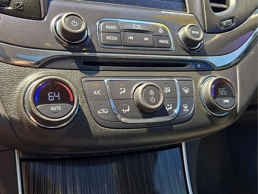 Used 2017 Chevrolet Impala Premier w/ Enhanced Convenience Package FWD image 16