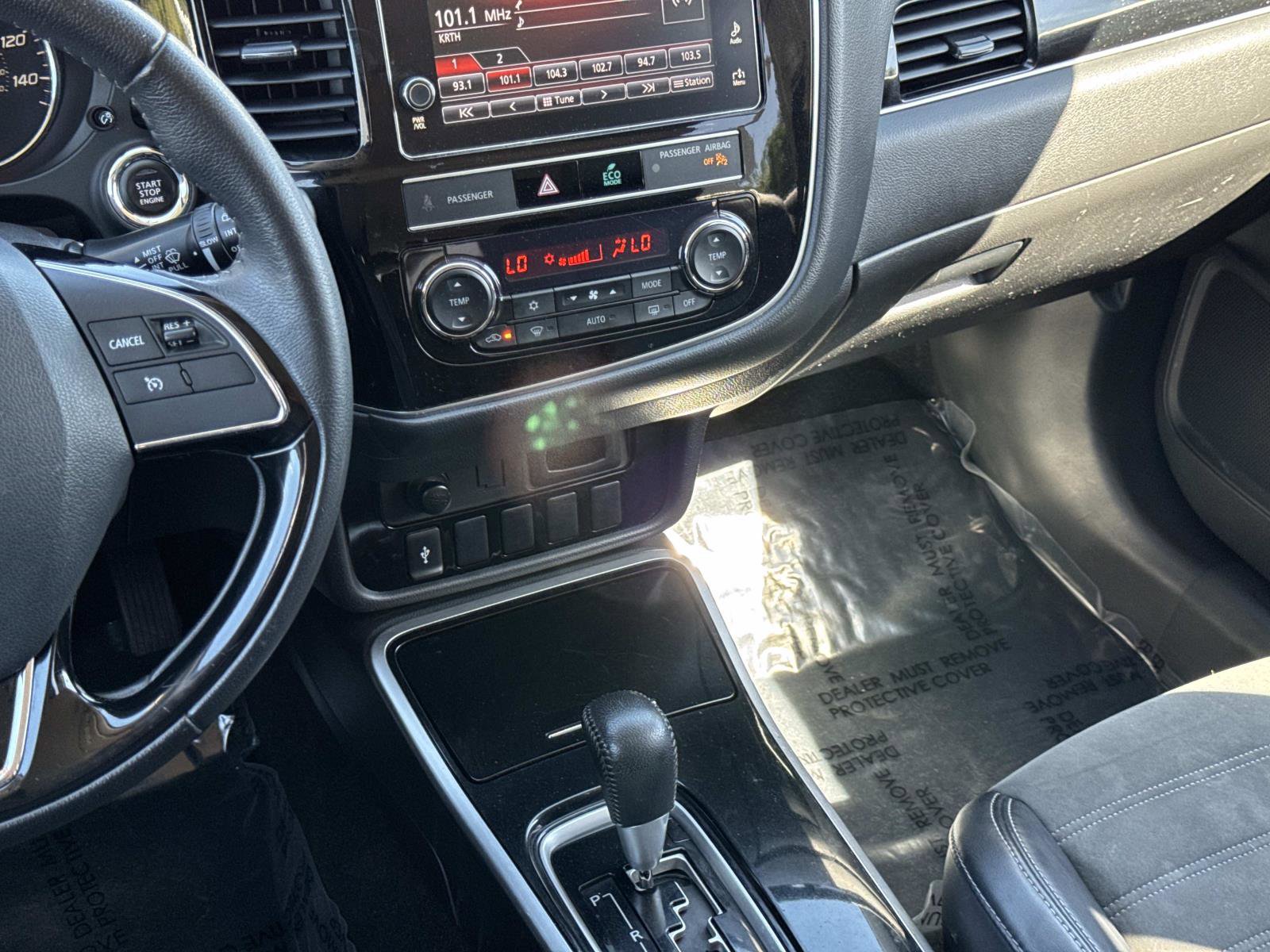 Used 2019 Mitsubishi Outlander SE image 10