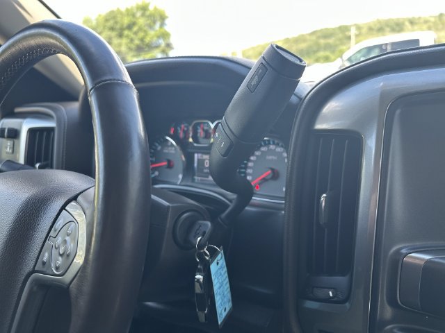 Used 2018 Chevrolet Silverado 1500 LTZ Z71 w/ LTZ Plus Package AWD/4WD image 29