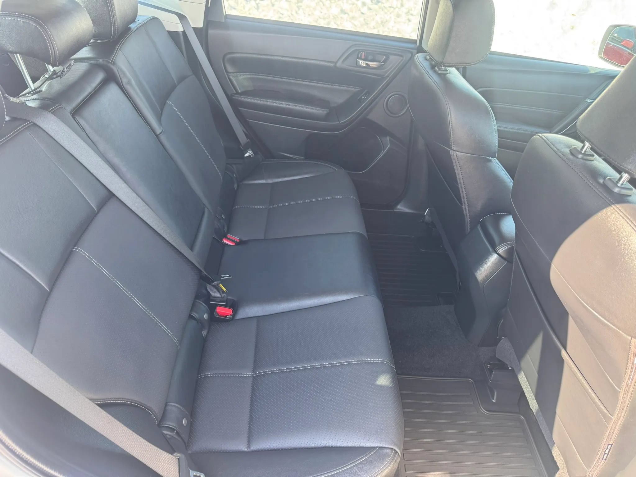 Used 2018 Subaru Forester 2.5i Touring w/ Popular Package #2 AWD/4WD image 15