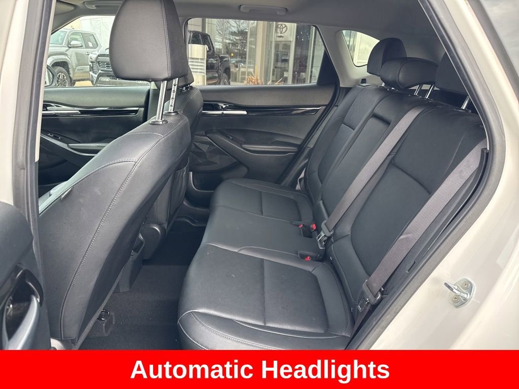 Used 2023 Kia Seltos EX image 16