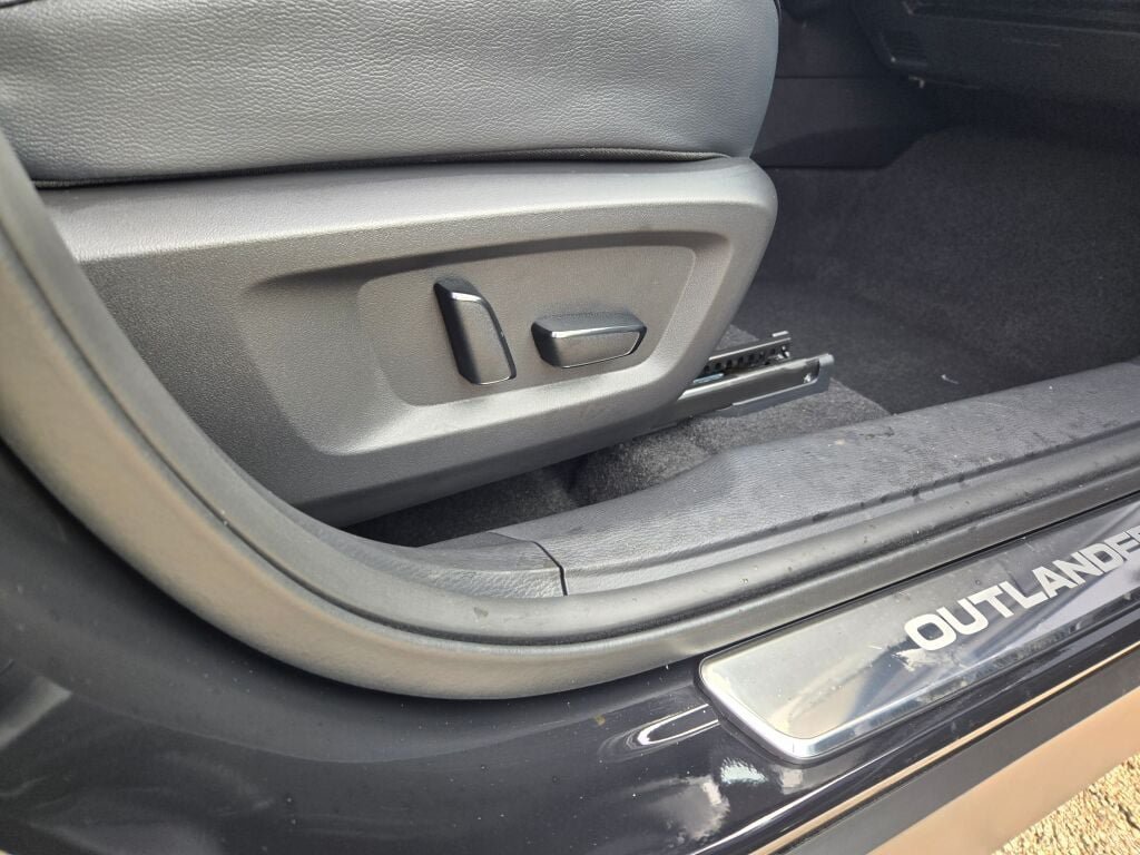New 2026 Mitsubishi Outlander SEL AWD/4WD image 5