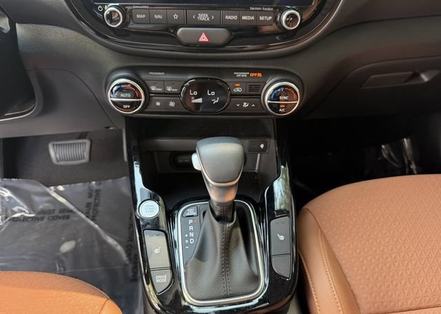 Certified 2025 Kia Soul EX FWD image 21