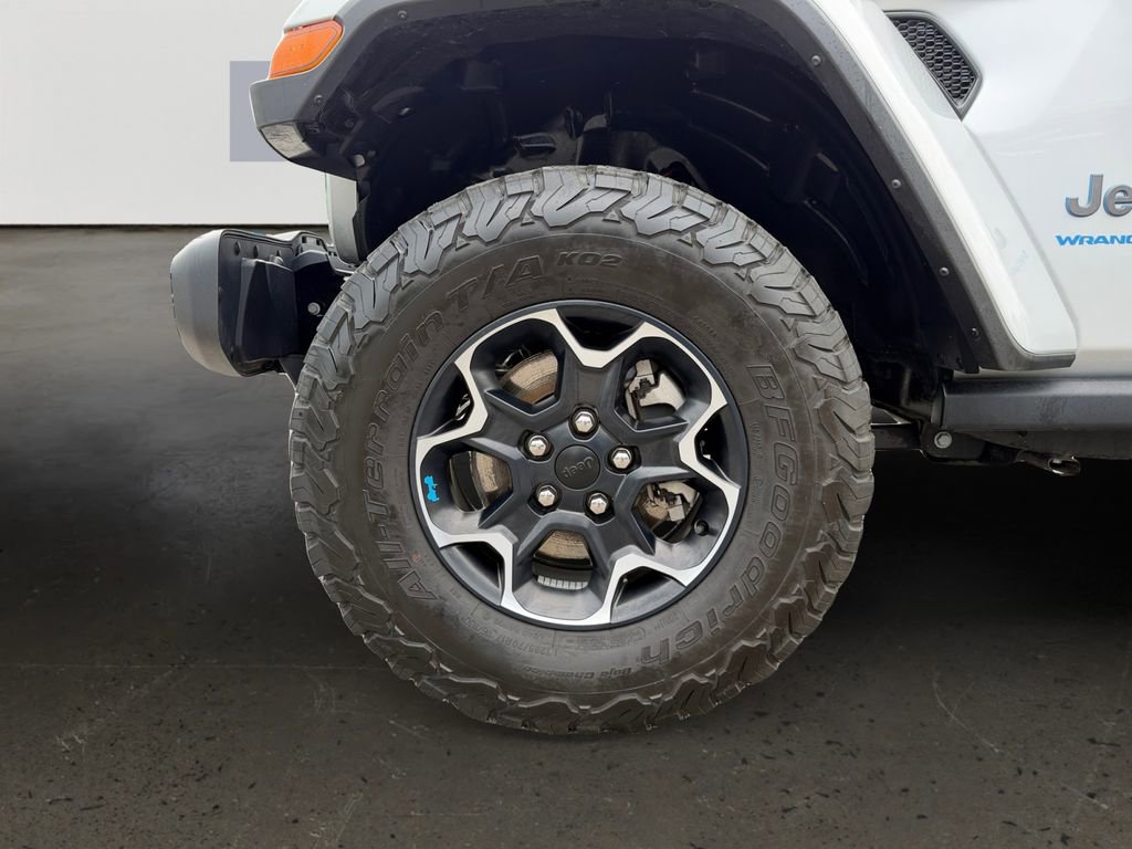 Used 2023 Jeep Wrangler Unlimited Rubicon 4xe w/ Cold Weather Group AWD/4WD image 10