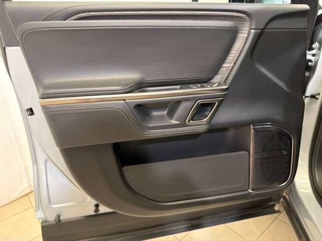 Used 2023 Rivian R1T Adventure Dual AWD/4WD image 10