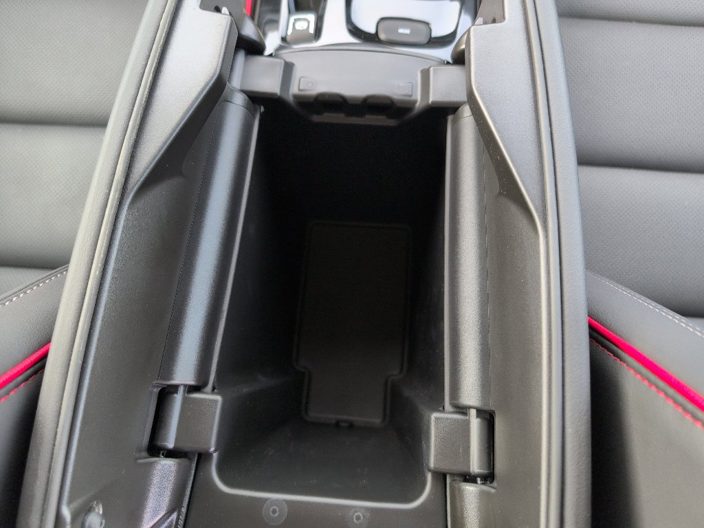 Used 2023 Buick Envision Essence w/ Technology Package I image 18