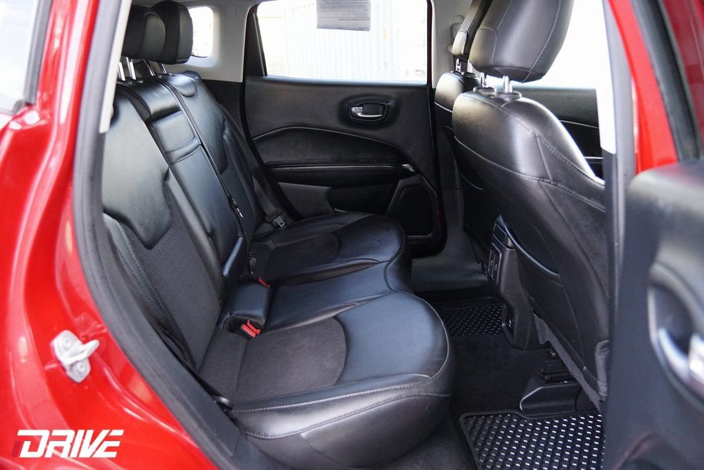 Used 2020 Jeep Compass Latitude image 37