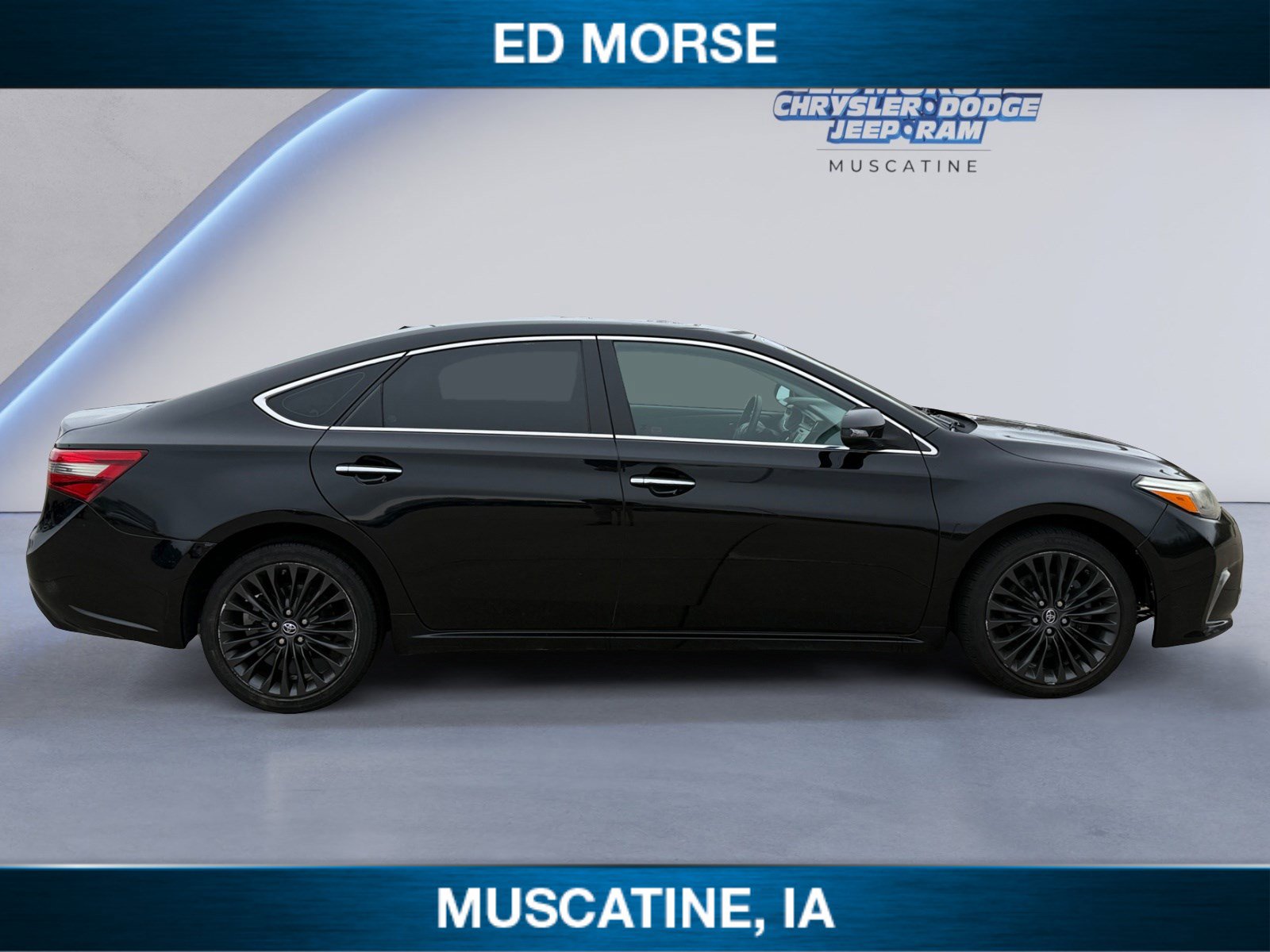 Used 2016 Toyota Avalon Touring image 6