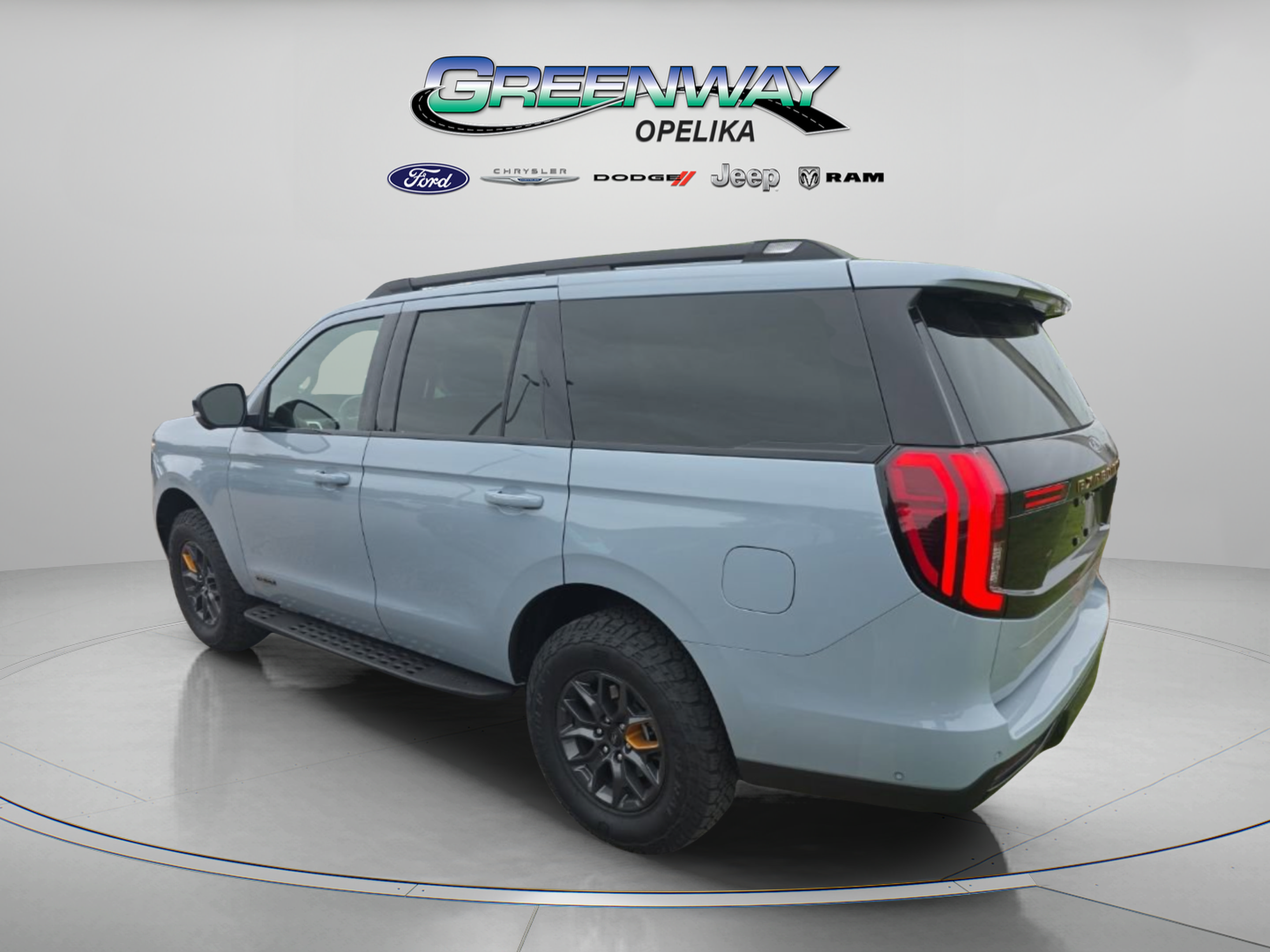 Used 2025 Ford Expedition Tremor AWD/4WD image 17