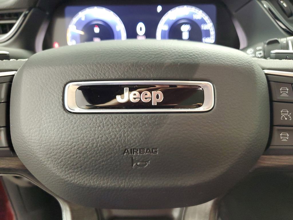 New 2026 Jeep Grand Cherokee L Limited AWD/4WD image 24