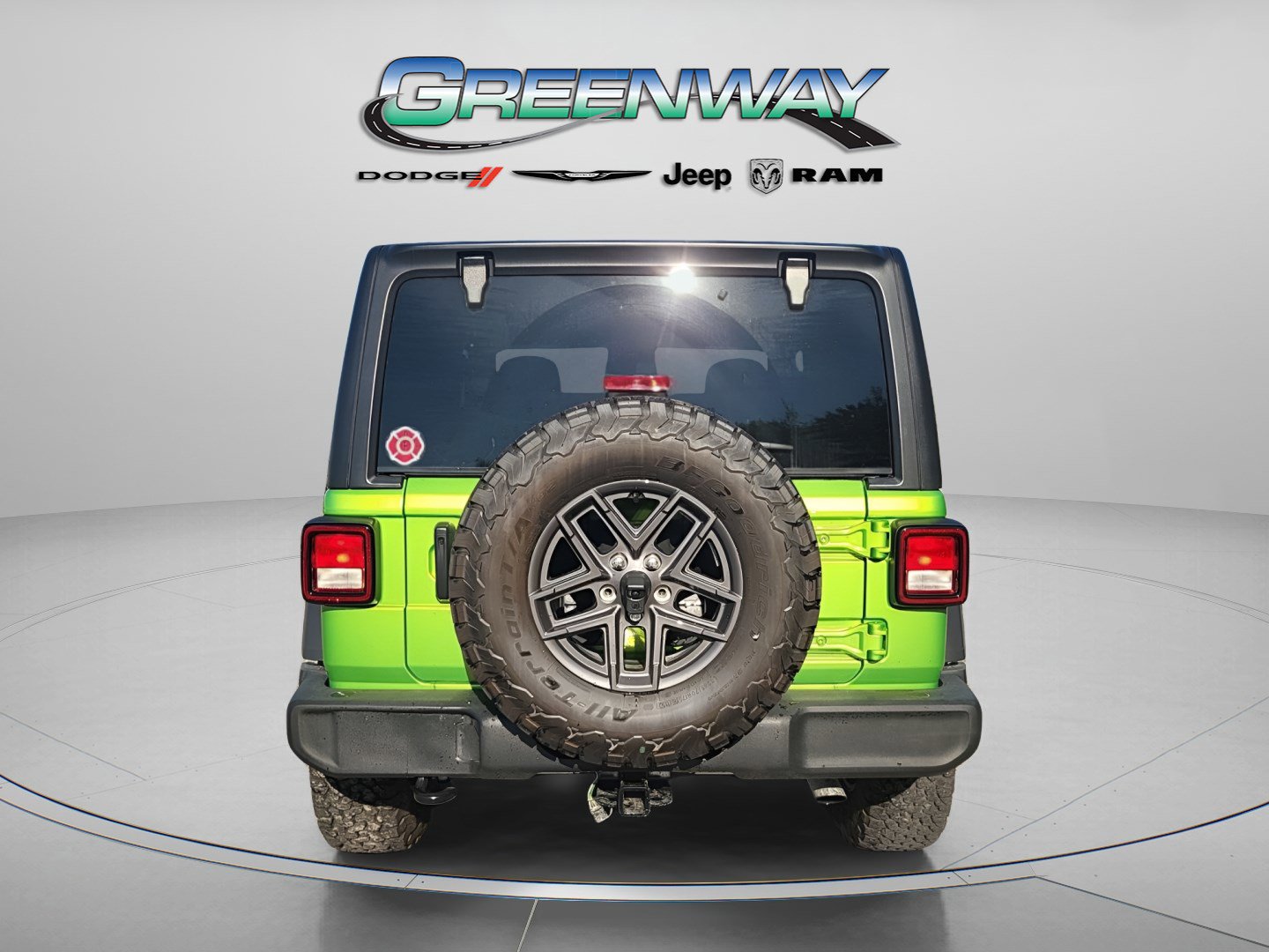 Used 2025 Jeep Wrangler Sport image 3
