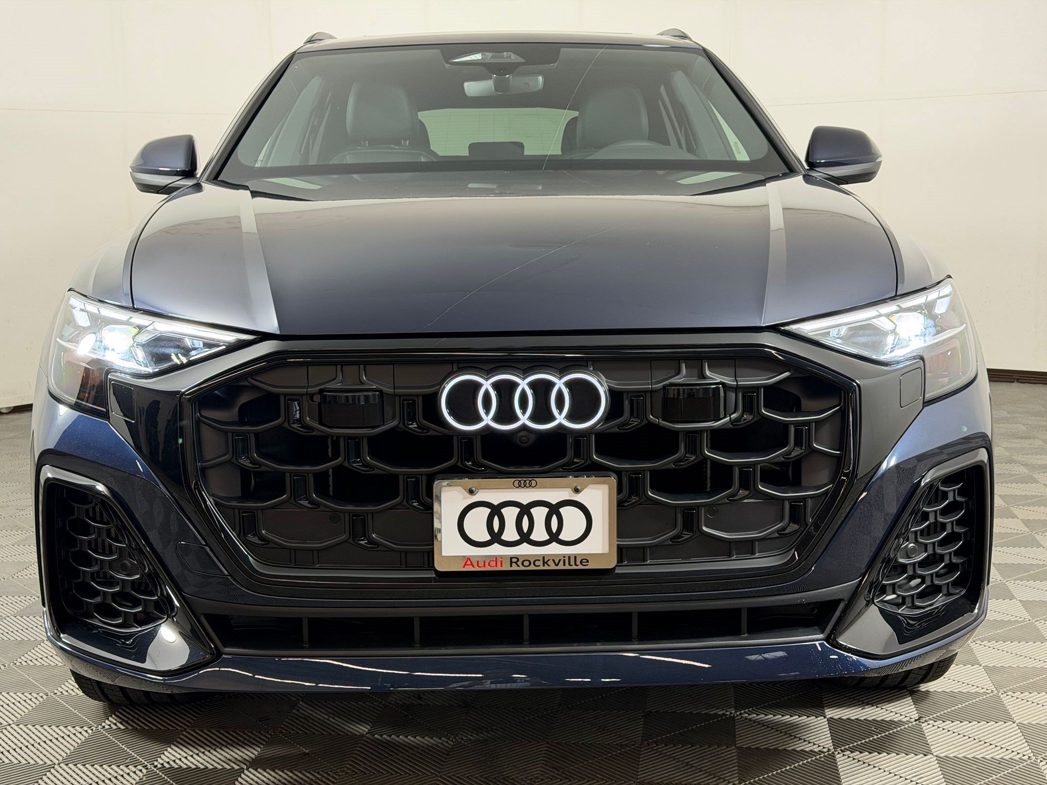 New 2027 Audi Q8 Premium Plus AWD/4WD image 6