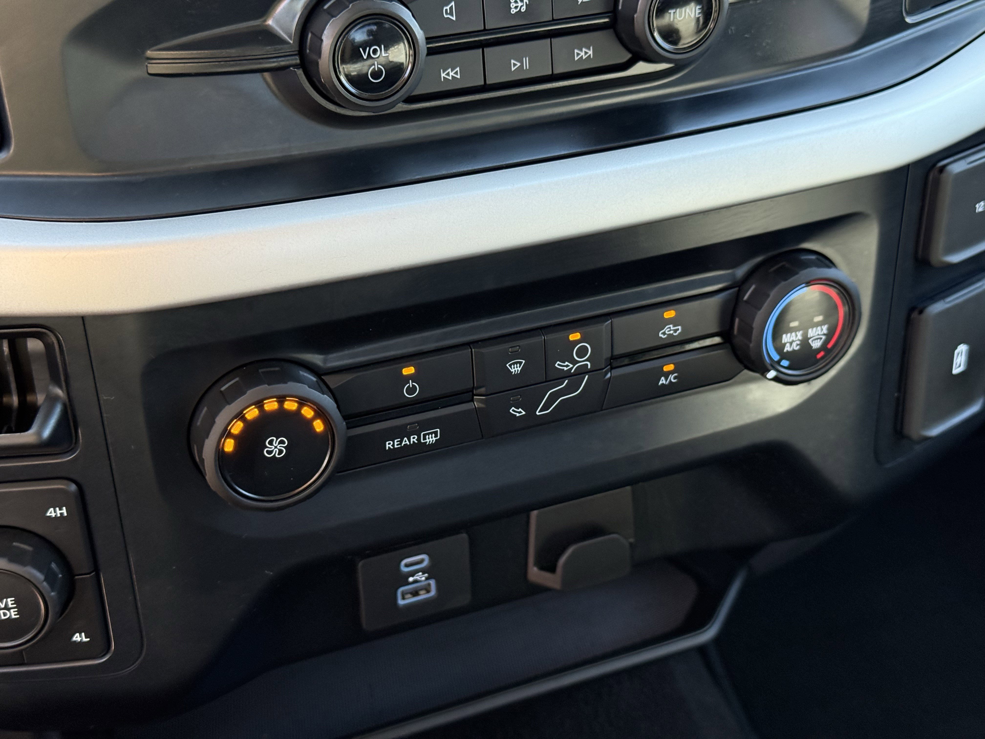 Used 2022 Ford F150 XLT w/ XTR Package image 23