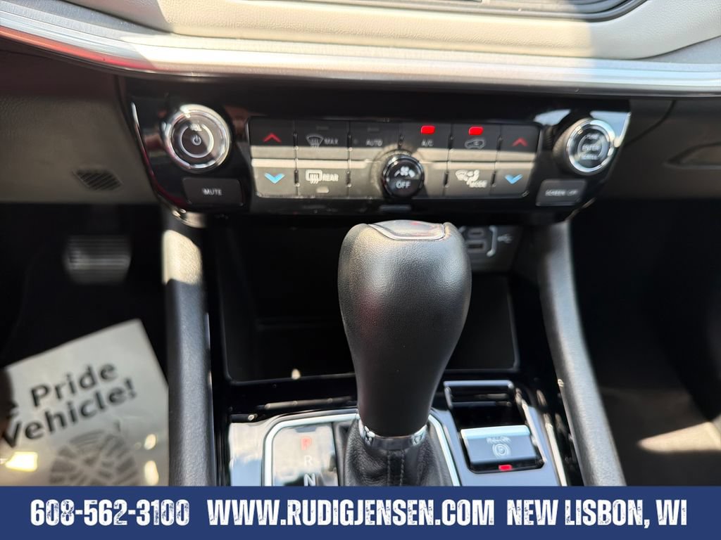 Used 2025 Jeep Compass Limited AWD/4WD image 17