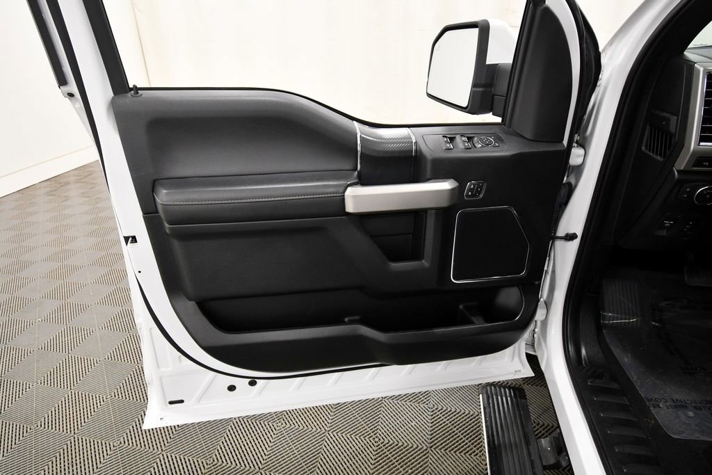 Used 2019 Ford F150 Lariat w/ Equipment Group 502A Luxury AWD/4WD image 13