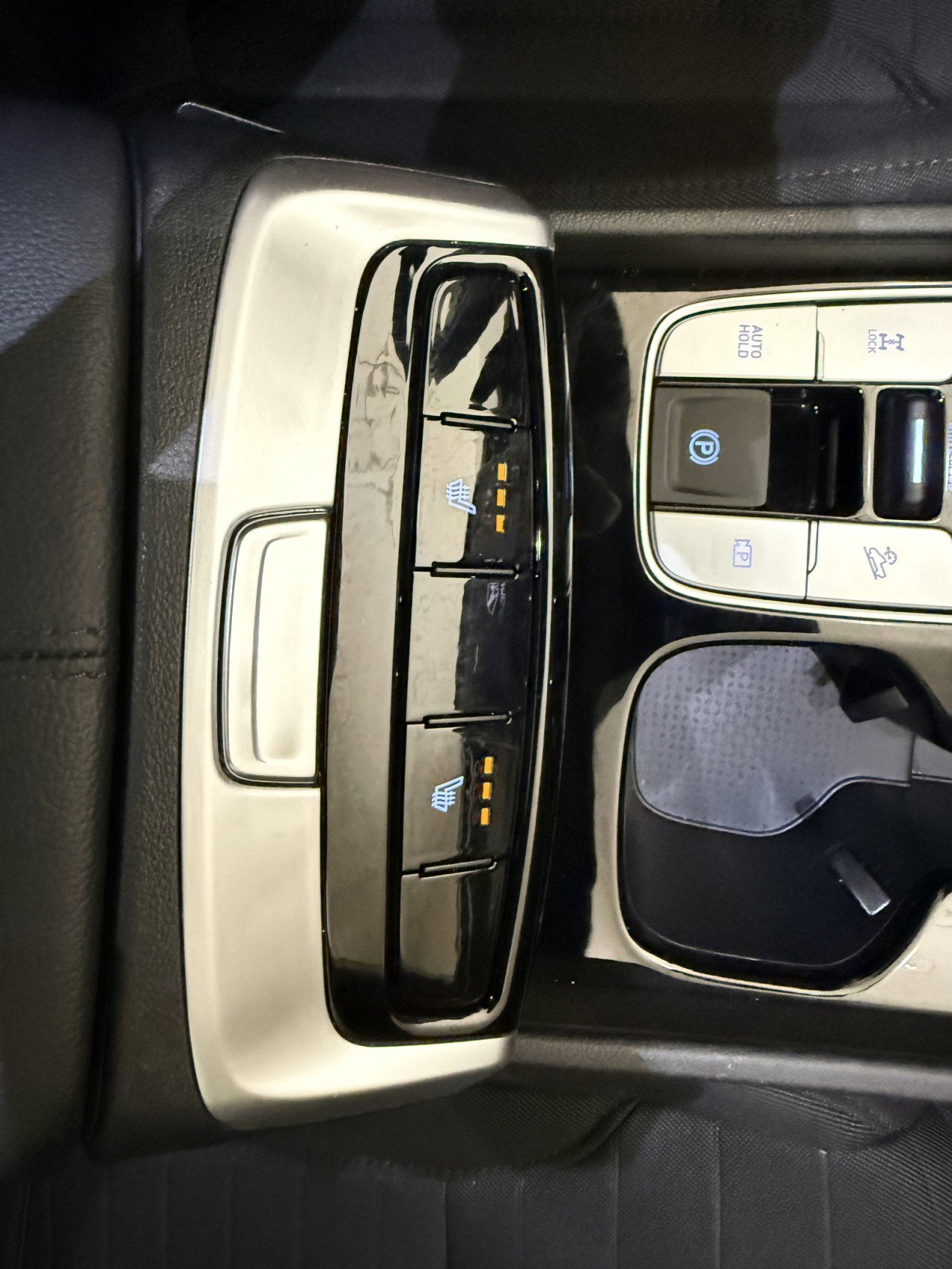 Used 2023 Hyundai Santa Cruz Night image 19