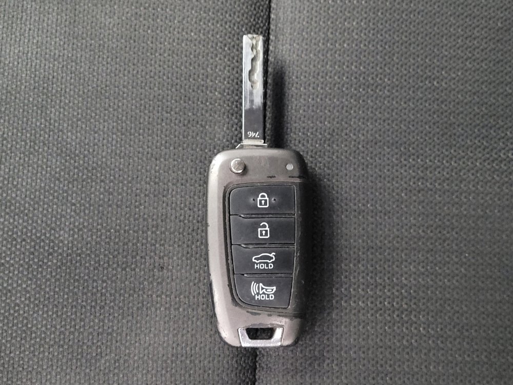 Used 2020 Hyundai Accent SE image 32